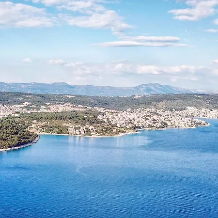Apartment Seaside With A Swimming Pool Rastici, Ciovo - 1084 Trogir