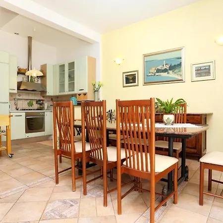 Seaside With A Swimming Pool Rastici, Ciovo - 1084