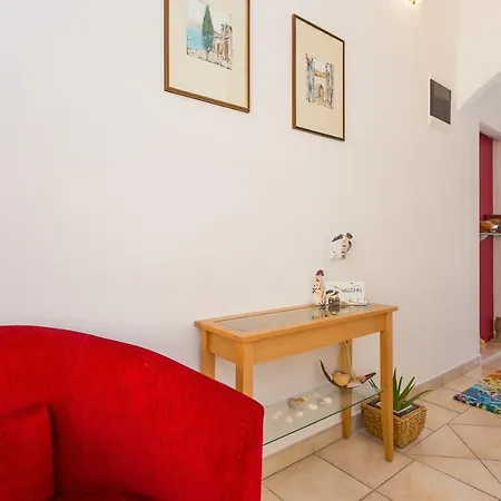 Apartmán Seaside With A Swimming Pool Rastici, Ciovo - 1084 *