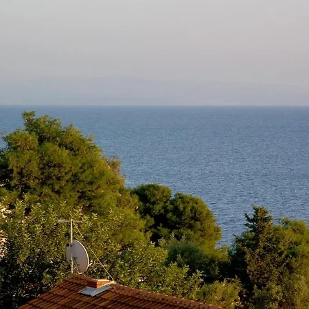 Seaside With A Swimming Pool Rastici, Ciovo - 1084 Apartmán *